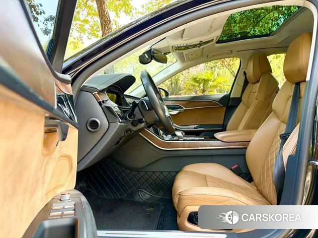 Audi A8 2021 Черный из Китая, фото 5
