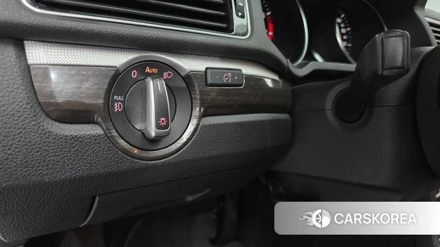Volkswagen The New Passat 2018 Белый из Кореи, фото 5