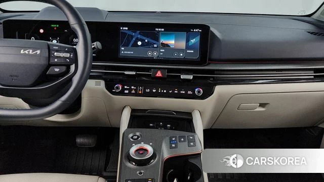 Kia The New Sportage 5th Generation Hybrid 2025 Серебристо-серый из Кореи, фото 5
