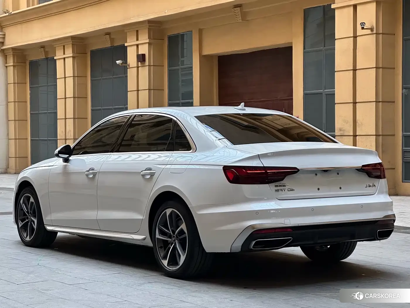 Audi A4L 2024 Белый из Китая, фото 5