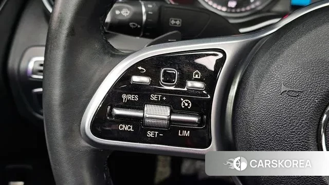 Mercedes-Benz C-Class W205 2019 Серебряный из Кореи, фото 5