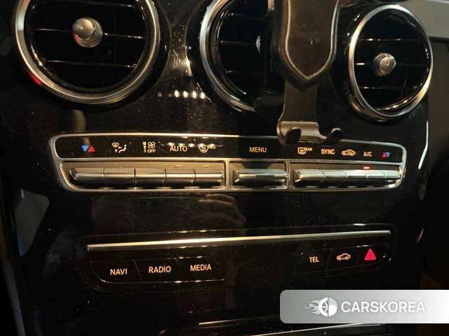 Mercedes-Benz C-Class W205 2019 Белый из Кореи, фото 5