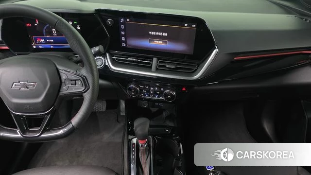Chevrolet (GM Daewoo) Trax Crossover 2023 Белый из Кореи, фото 5