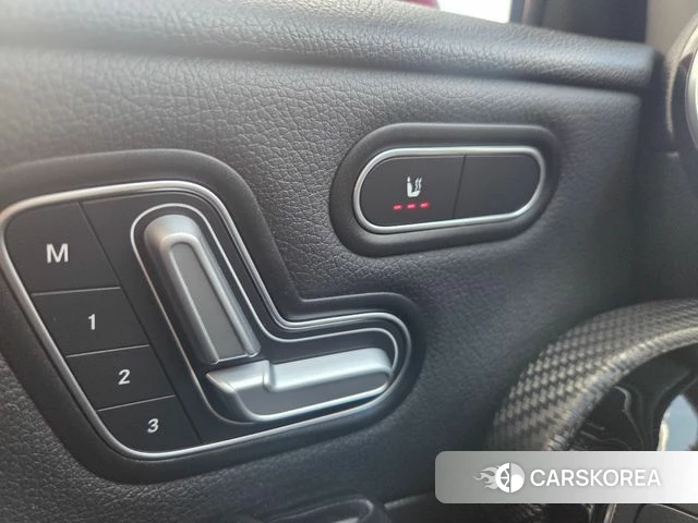Mercedes-Benz A-Class W177 2019 Красный из Кореи, фото 5
