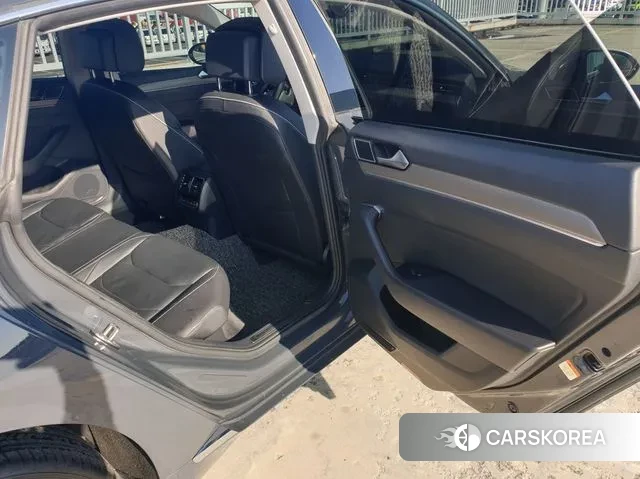 Volkswagen Arteon 2019 Серый из Кореи, фото 5