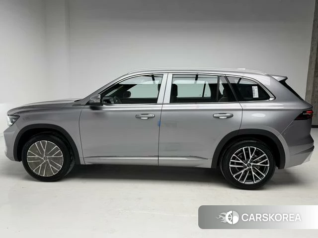 Geely Automobile Xingyue L 2026 Серебристо-серый из Китая, фото 5