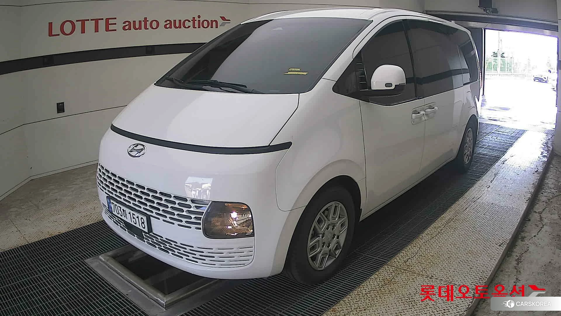Hyundai Staria 2022 Creamy White из Кореи, фото 5