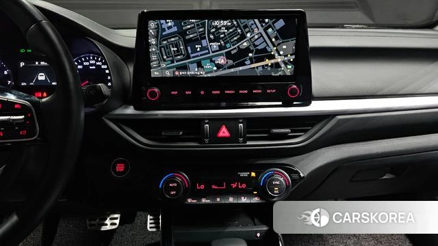 Kia The New K3 2nd generation 2023 Белый из Кореи, фото 5