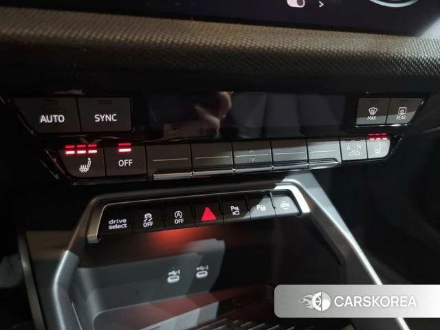 Audi A3 (8Y) 2025 Черный из Кореи, фото 5