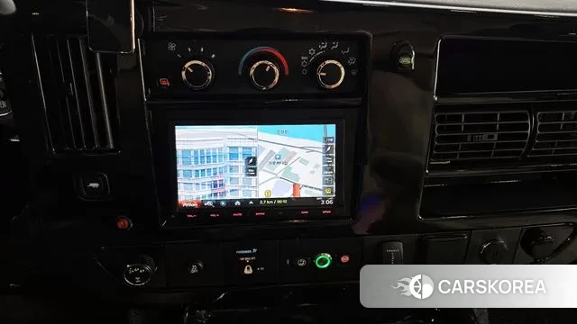 Chevrolet Express Van 2018 Черный из Кореи, фото 5