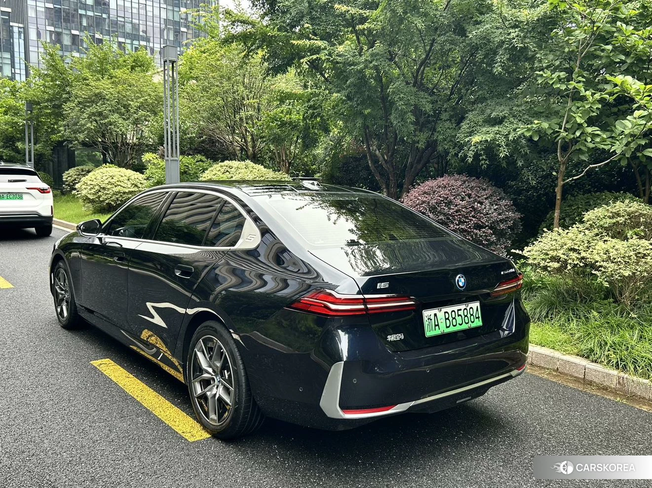 BMW i5 2024 Черный из Китая, фото 5