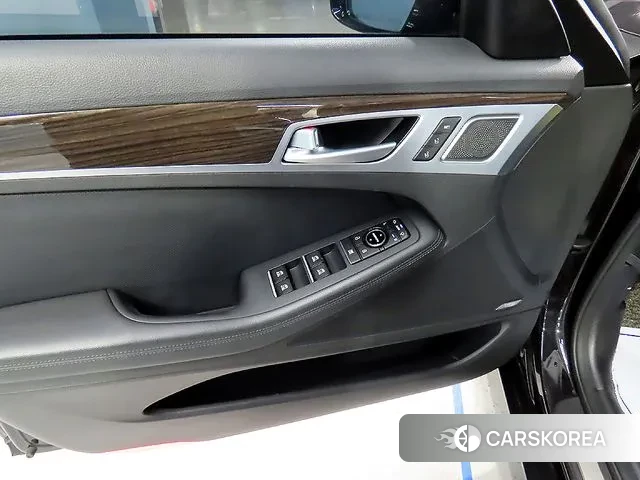 Genesis G80 2018 Черный из Кореи, фото 5