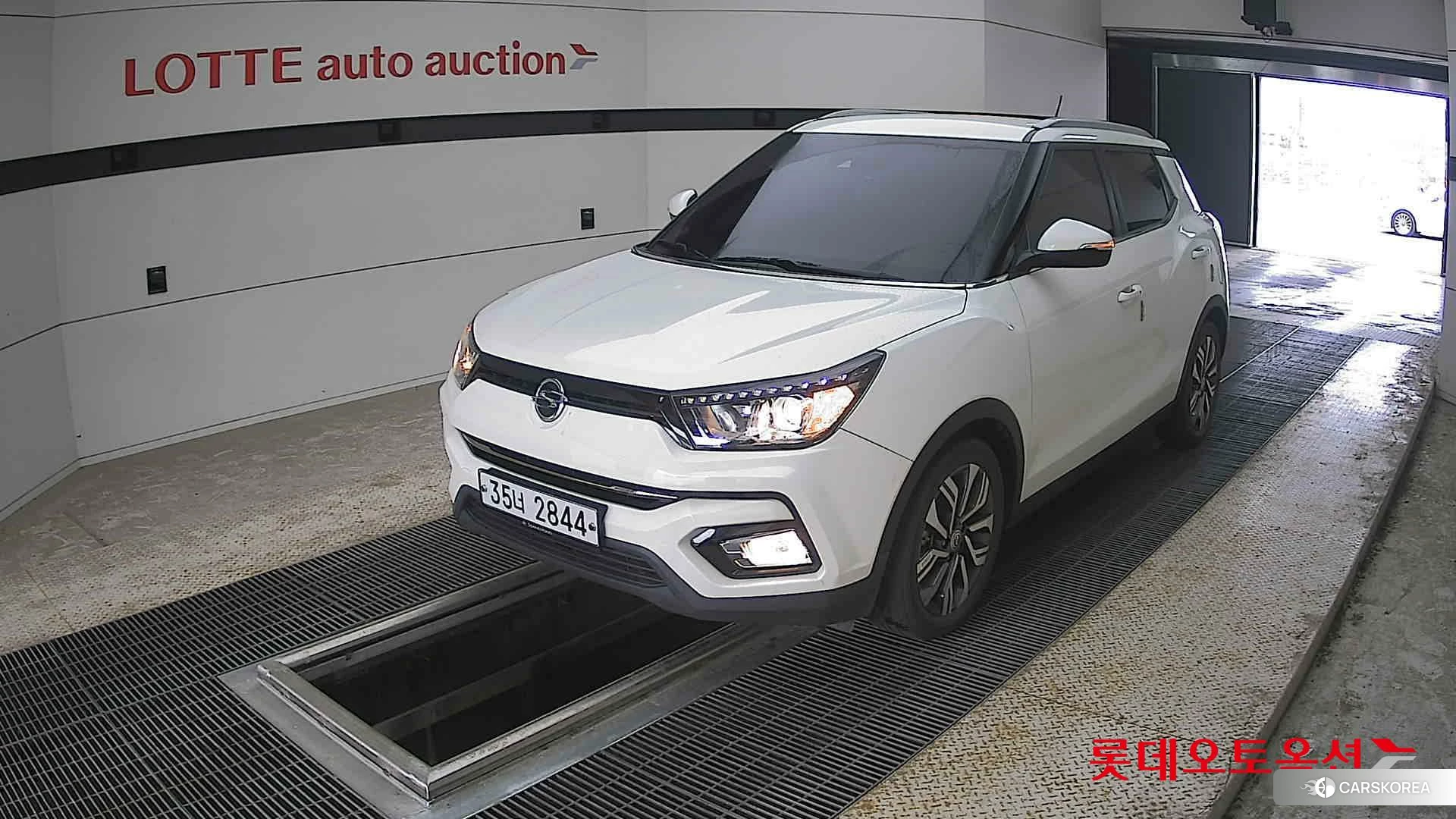 SsangYong Tivoli 2019 Белый из Кореи, фото 5