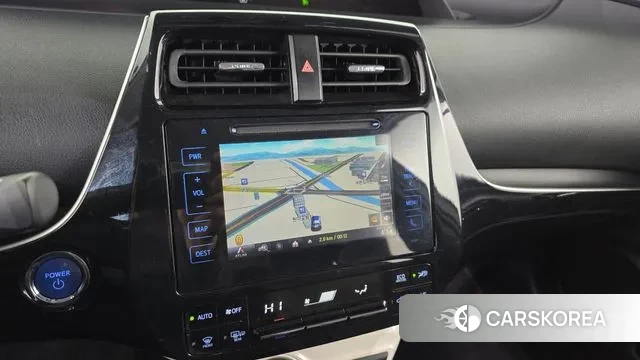 Toyota Prius 4th Generation 2018 Белый из Кореи, фото 5