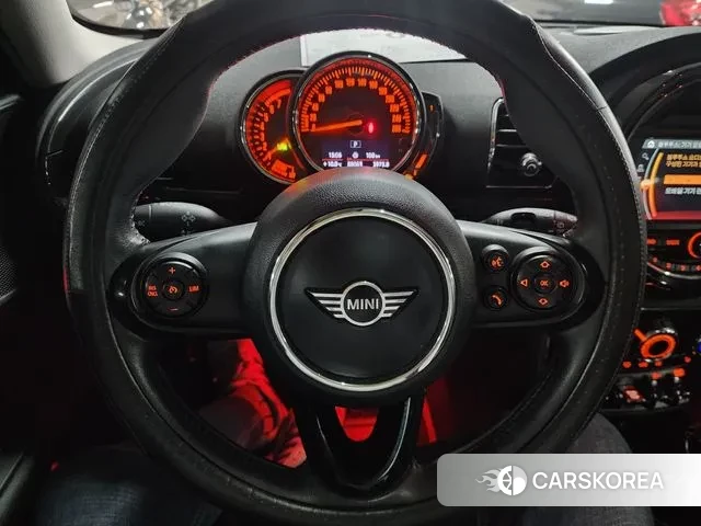 Mini Cooper Clubman 2018 Черный из Кореи, фото 5