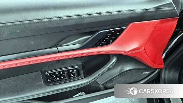 Porsche Taycan 2021 Серый из Кореи, фото 5