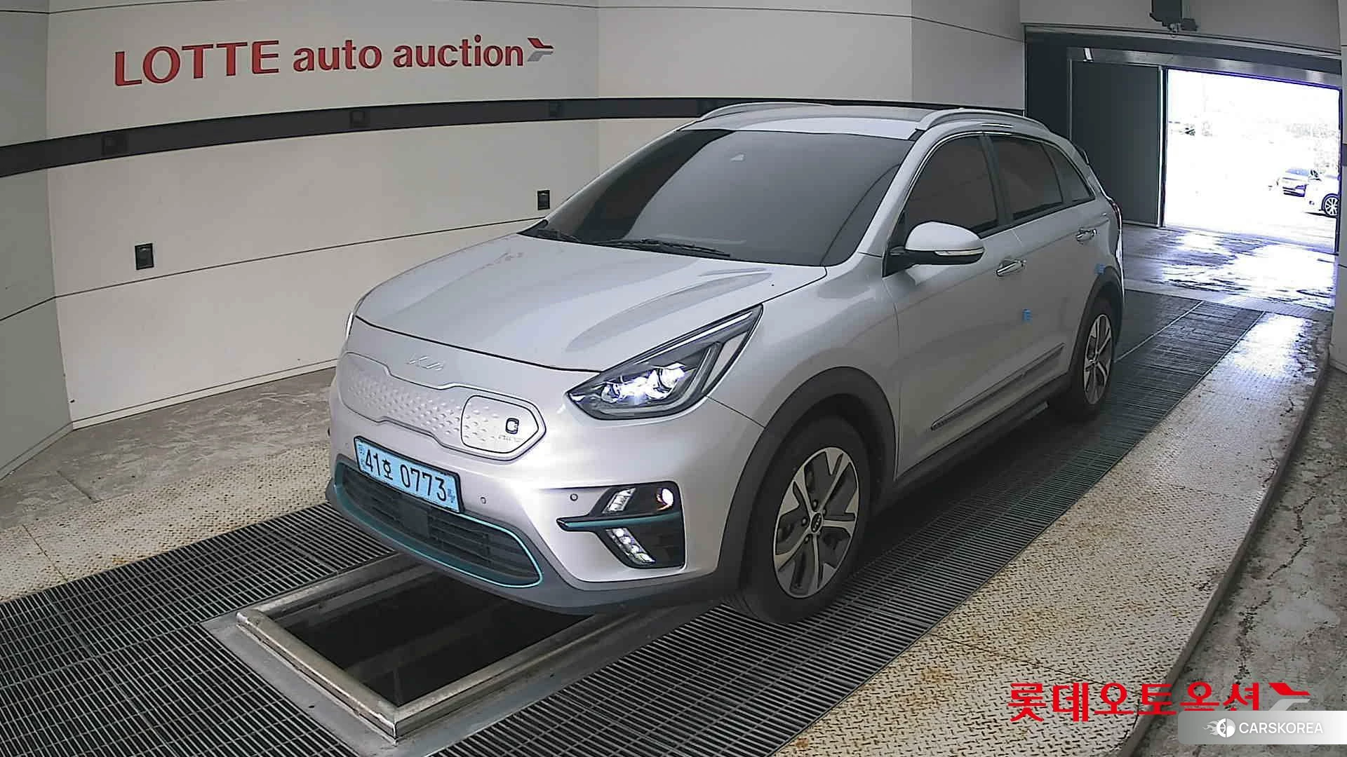 Kia Niro EV 2022 Silky Silver из Кореи, фото 5