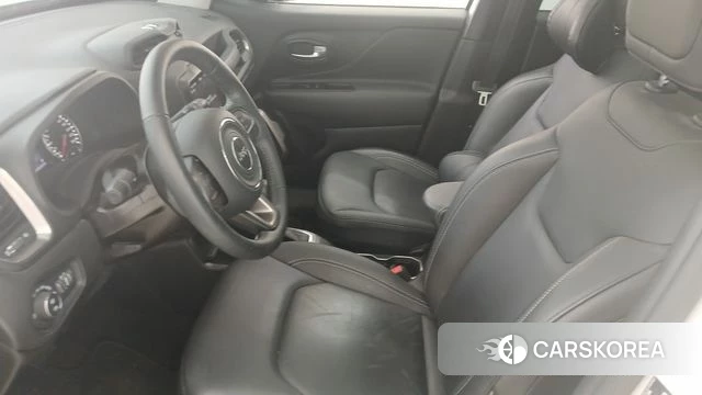 Jeep Renegade 2021 Белый из Кореи, фото 5