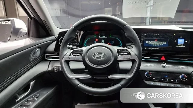 Hyundai The New Avante (CN7) 2024 Белый из Кореи, фото 5