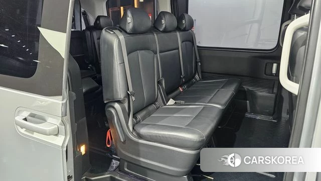 Hyundai Staria 2021 Серебристо-серый из Кореи, фото 5
