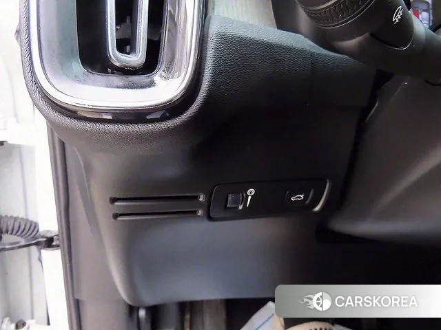 Volvo XC40 2020 Белый из Кореи, фото 5