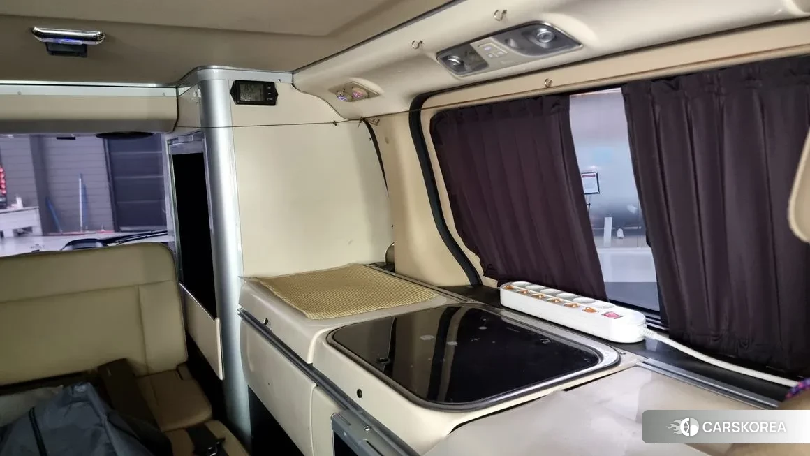 Hyundai The New Grand Starex 2018 Черный из Кореи, фото 5