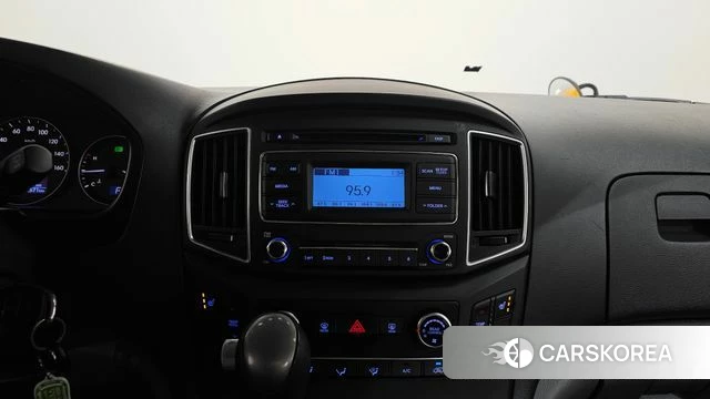 Hyundai The New Grand Starex 2018 Желтый из Кореи, фото 5