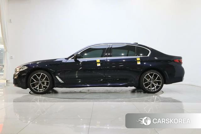 BMW 5 series 2021 Черный из Китая, фото 5