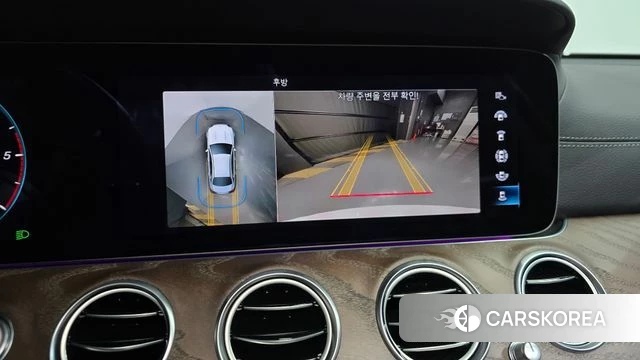 Mercedes-Benz E-Class W213 2023 Белый из Кореи, фото 5