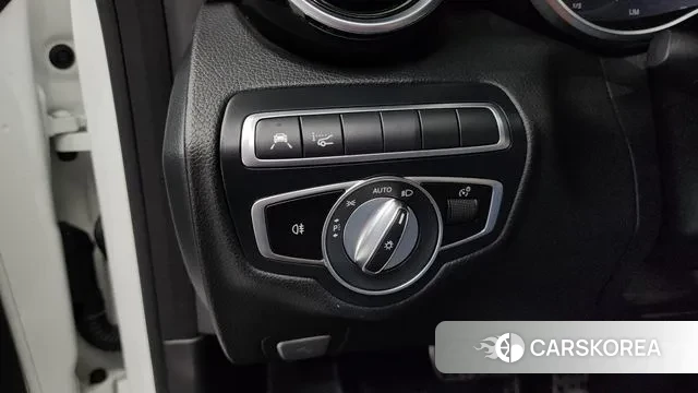 Mercedes-Benz C-Class W205 2020 Белый из Кореи, фото 5