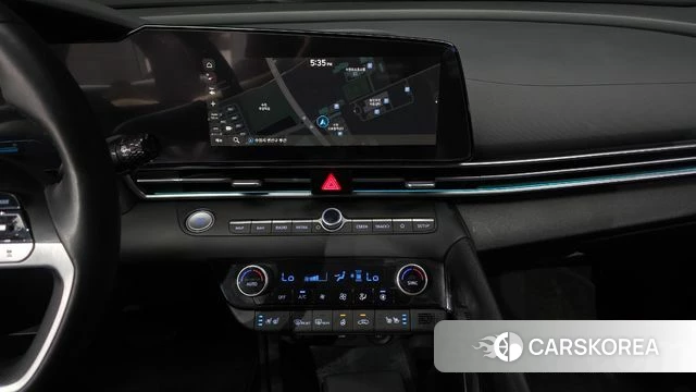 Hyundai Avante Hybrid (CN7) 2023 Черный из Кореи, фото 5