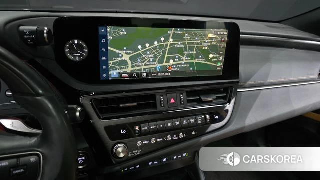 Lexus ES300h 7th generation 2023 Серый из Кореи, фото 5
