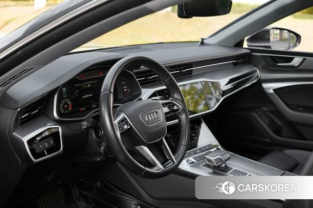 Audi A7 2021 Серебристо-серый из Китая, фото 5