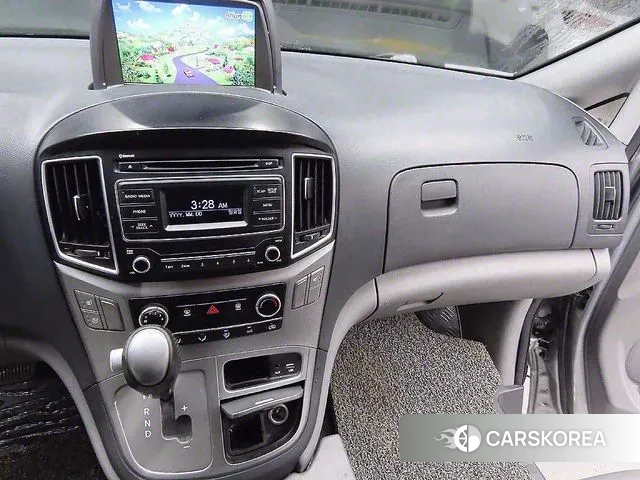 Hyundai The New Grand Starex 2018 Серебристо-серый из Кореи, фото 5