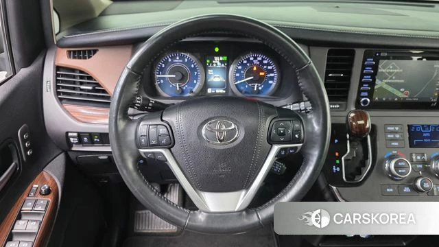 Toyota Sienna 2018 Серый из Кореи, фото 5
