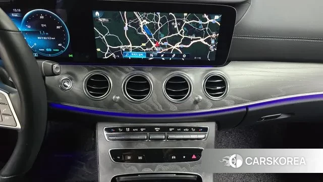 Mercedes-Benz E-Class W213 2023 Черный из Кореи, фото 5