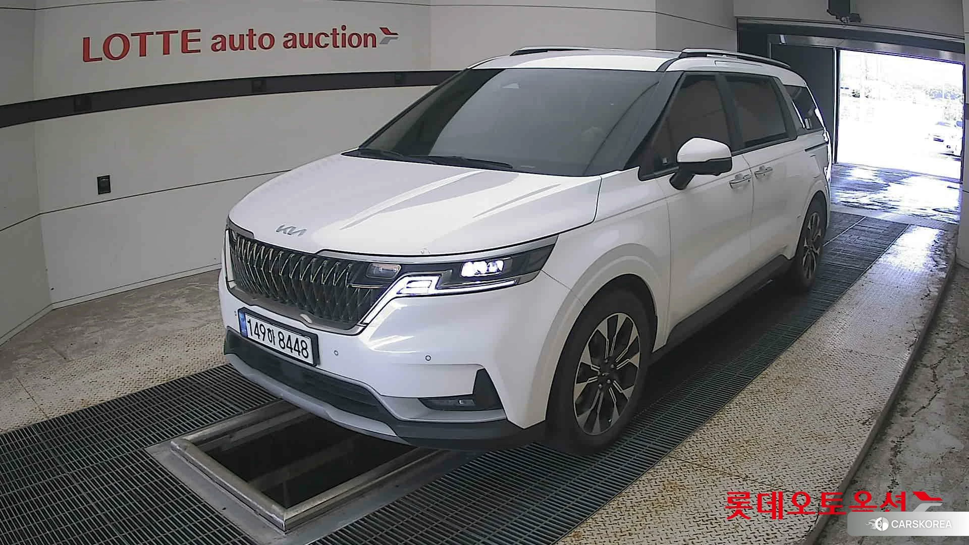 Kia Carnival 2023 Белый из Кореи, фото 5