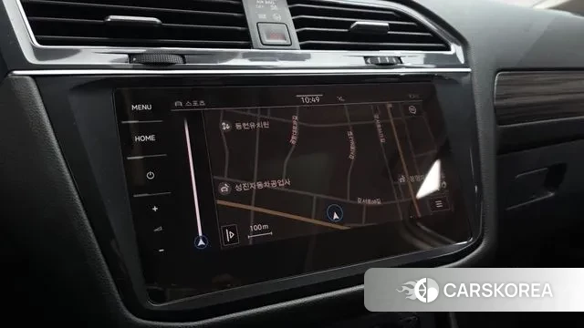 Volkswagen Tiguan Allspace 2023 Белый из Кореи, фото 5