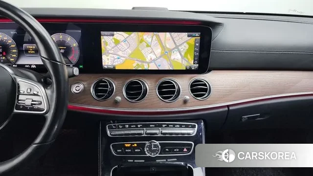 Mercedes-Benz E-Class W213 2020 Черный из Кореи, фото 5