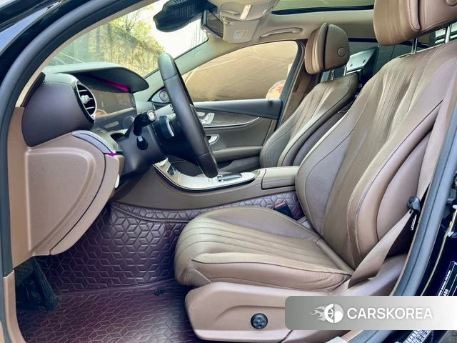 Mercedes-Benz E-class 2021 Черный из Китая, фото 5