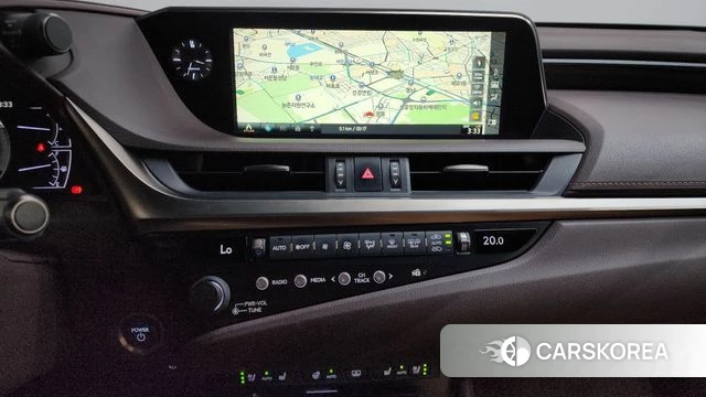 Lexus ES300h 7th generation 2018 Песочный из Кореи, фото 5