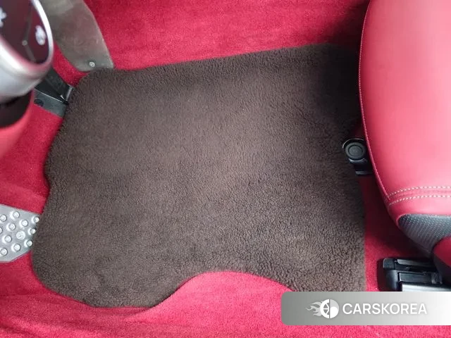 Ferrari GTC4 Russo 2018 Красный из Кореи, фото 5