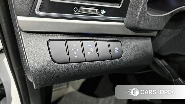 Hyundai Avante AD 2018 Белый из Кореи, фото 5