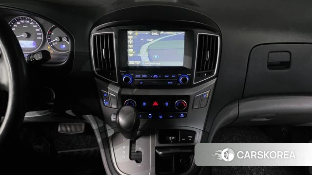 Hyundai The New Grand Starex 2018 Белый из Кореи, фото 5
