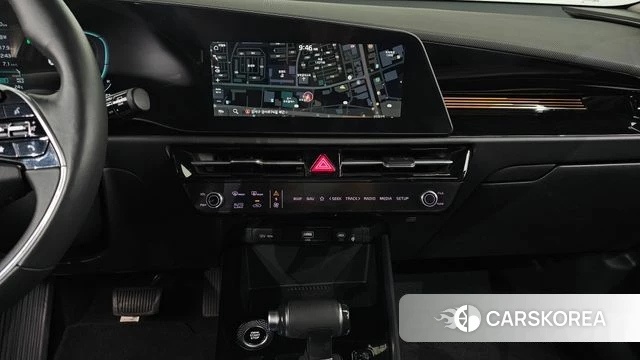 Kia Di Ol Nu Niro 2022 Белый из Кореи, фото 5