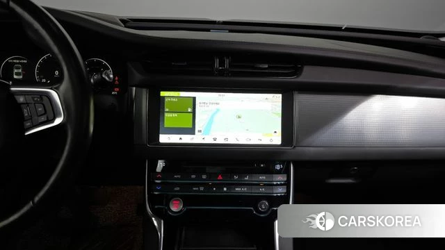 Jaguar XF (X260) 2018 Белый из Кореи, фото 5