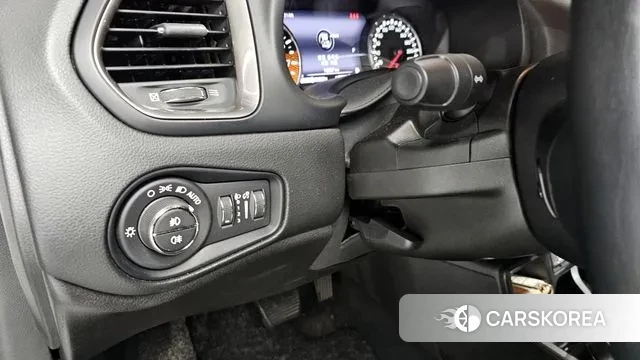 Jeep Renegade 2021 Белый из Кореи, фото 5