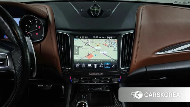 Maserati Levante 2018 Серый из Кореи, фото 5