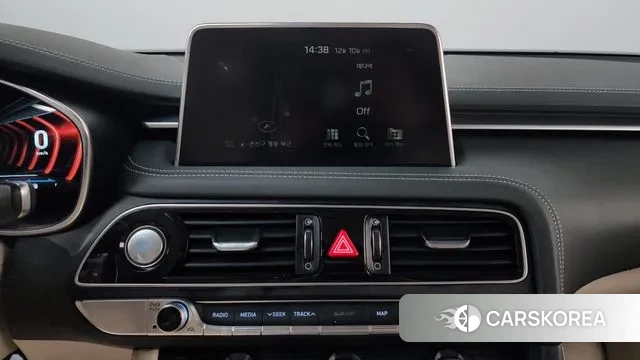 Genesis G70 2018 Красный из Кореи, фото 5