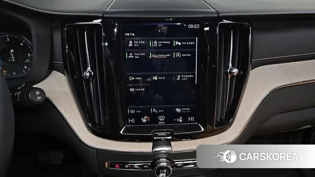 Volvo XC60 second Generation 2018 Серый из Кореи, фото 5
